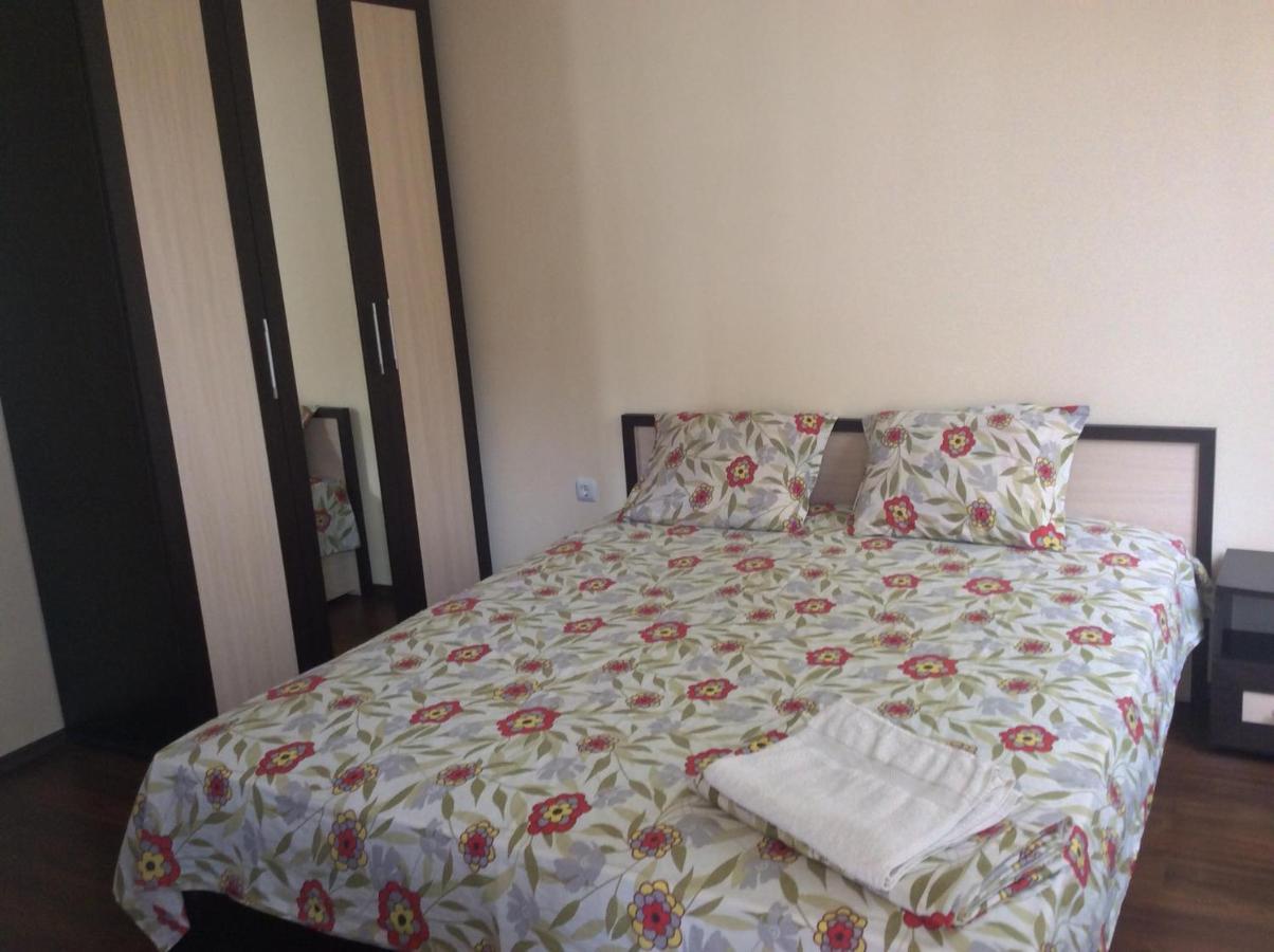 Apartment Lazur By The Sea Ravda Esterno foto