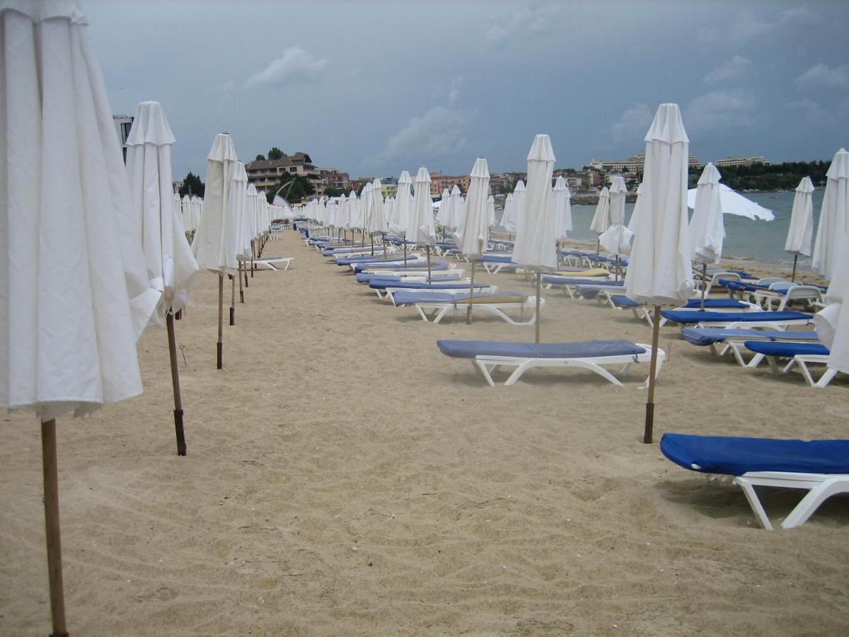 Apartment Lazur By The Sea Ravda Esterno foto