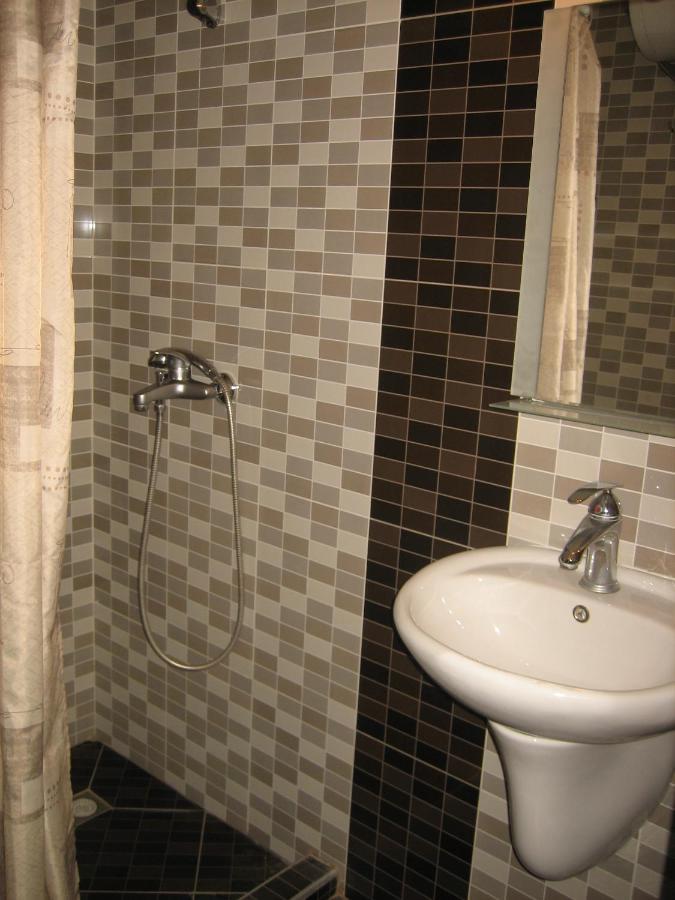Apartment Lazur By The Sea Ravda Esterno foto