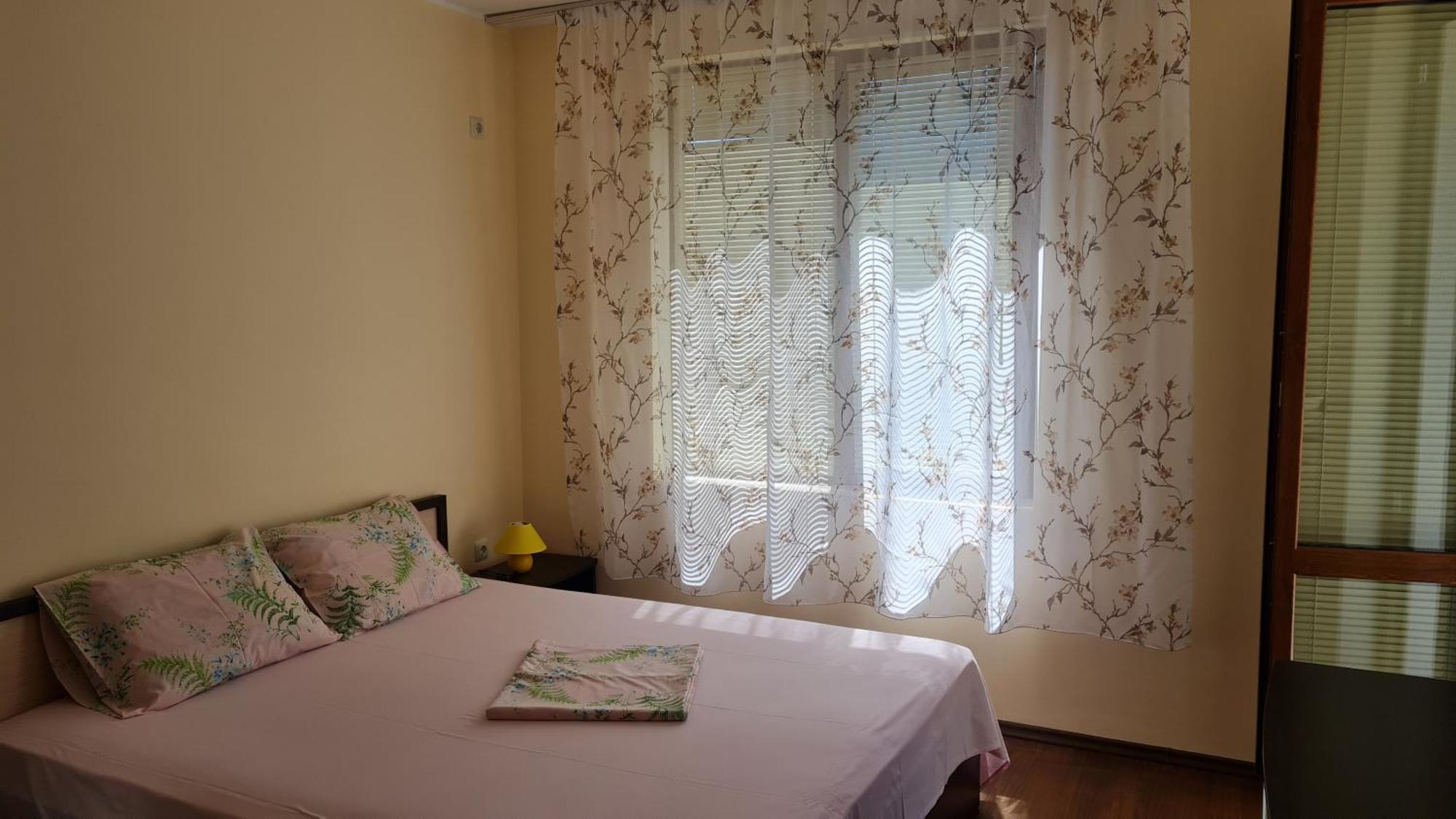 Apartment Lazur By The Sea Ravda Esterno foto
