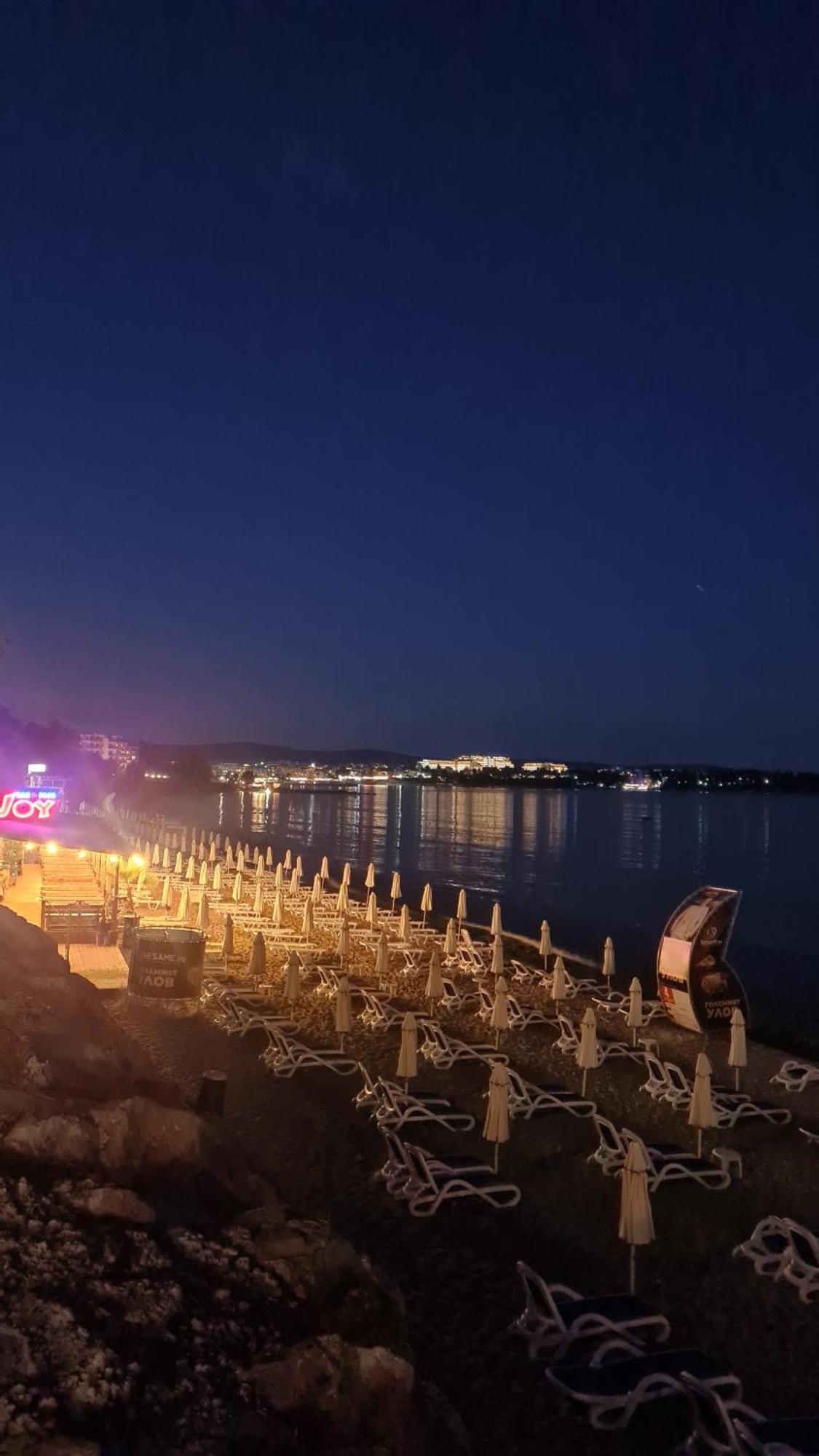 Apartment Lazur By The Sea Ravda Esterno foto