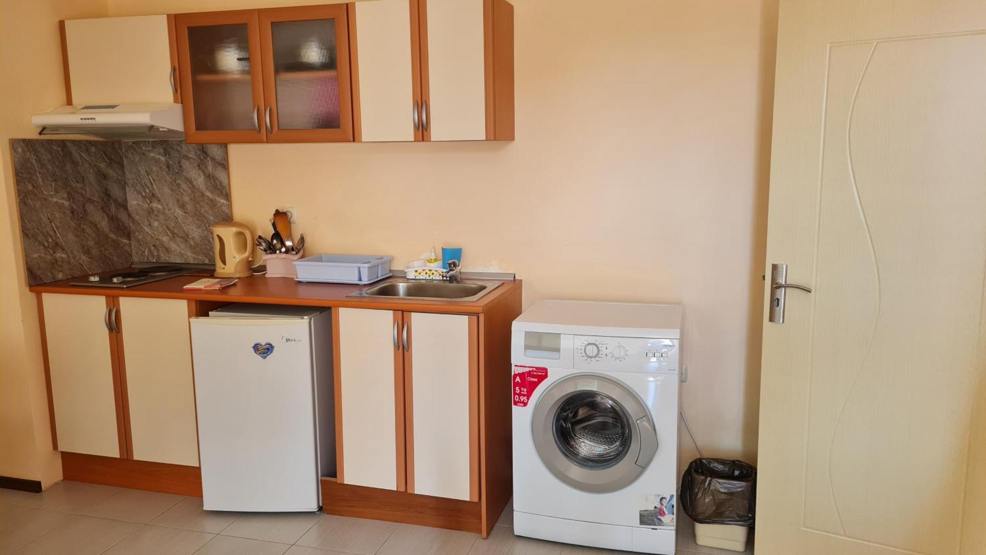 Apartment Lazur By The Sea Ravda Esterno foto