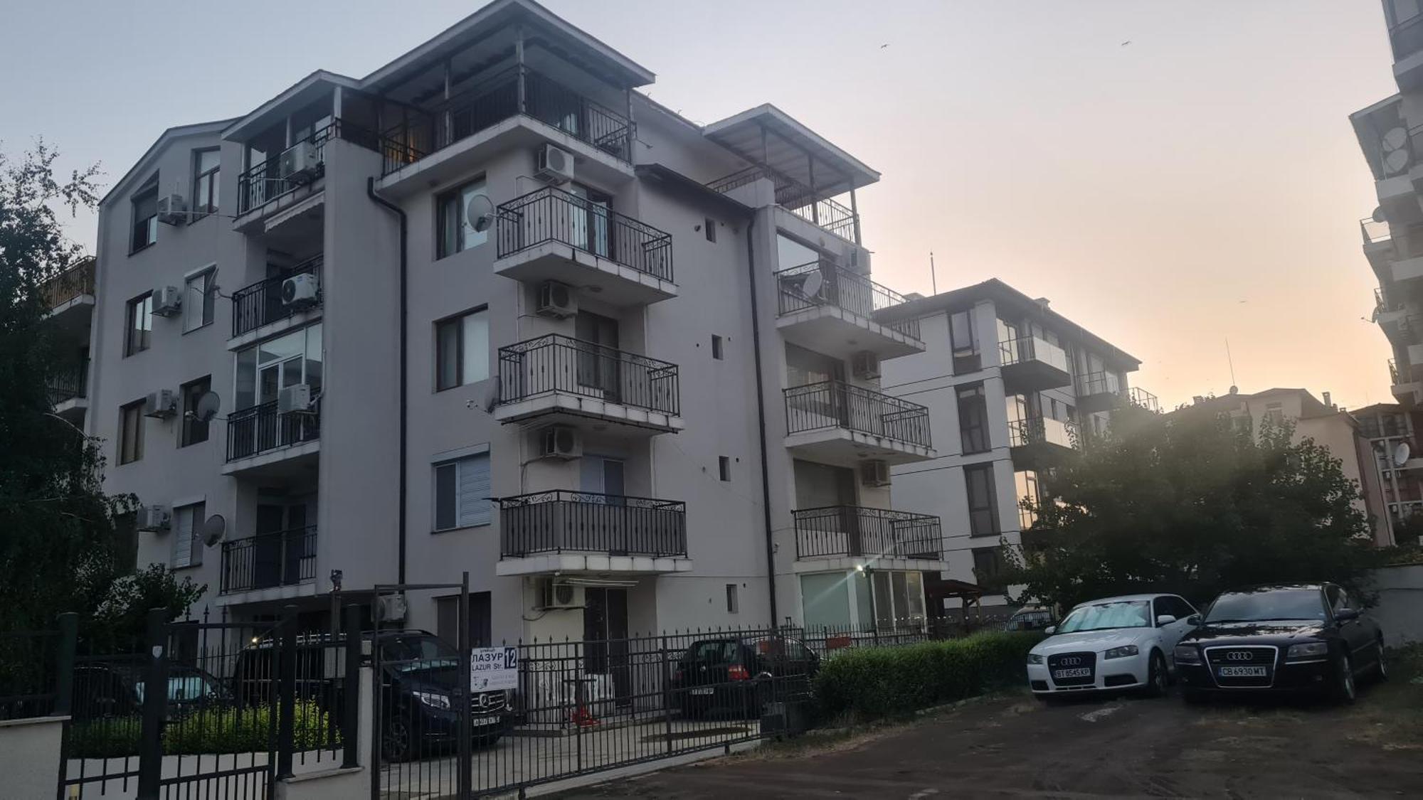Apartment Lazur By The Sea Ravda Esterno foto